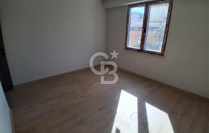 Pendik Kaynarca mah satılık teraslı 80 m2 net fırsat 2+1 daire