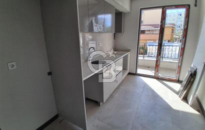 Pendik Kaynarca mah satılık teraslı 80 m2 net fırsat 2+1 daire