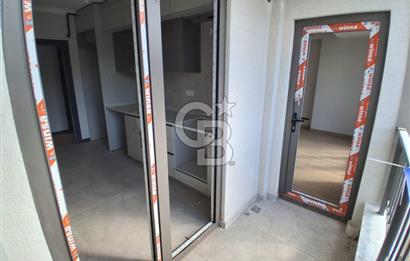 Pendik Kaynarca mah satılık teraslı 80 m2 net fırsat 2+1 daire