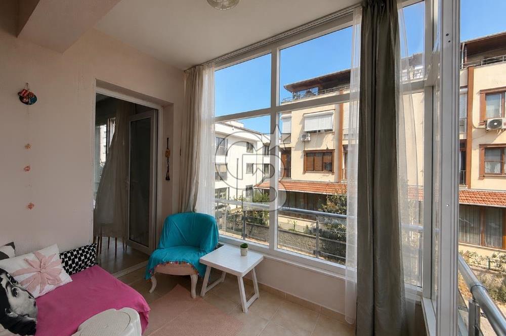 ÇANDARLI MERKEZ'DE 1+1 BAKIMLI SATILIK DAİRE