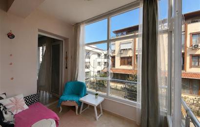 ÇANDARLI MERKEZ'DE 1+1 BAKIMLI SATILIK DAİRE