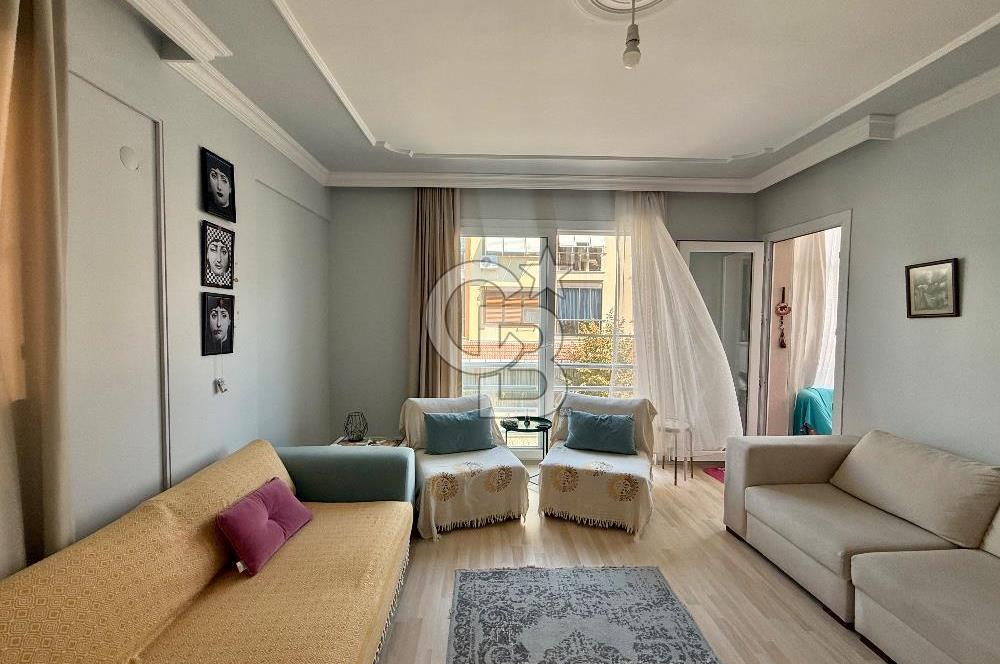 ÇANDARLI MERKEZ'DE 1+1 BAKIMLI SATILIK DAİRE