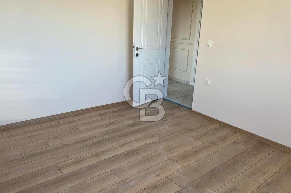 Foça Yenibağarasında Kiralık 2+1 Daire