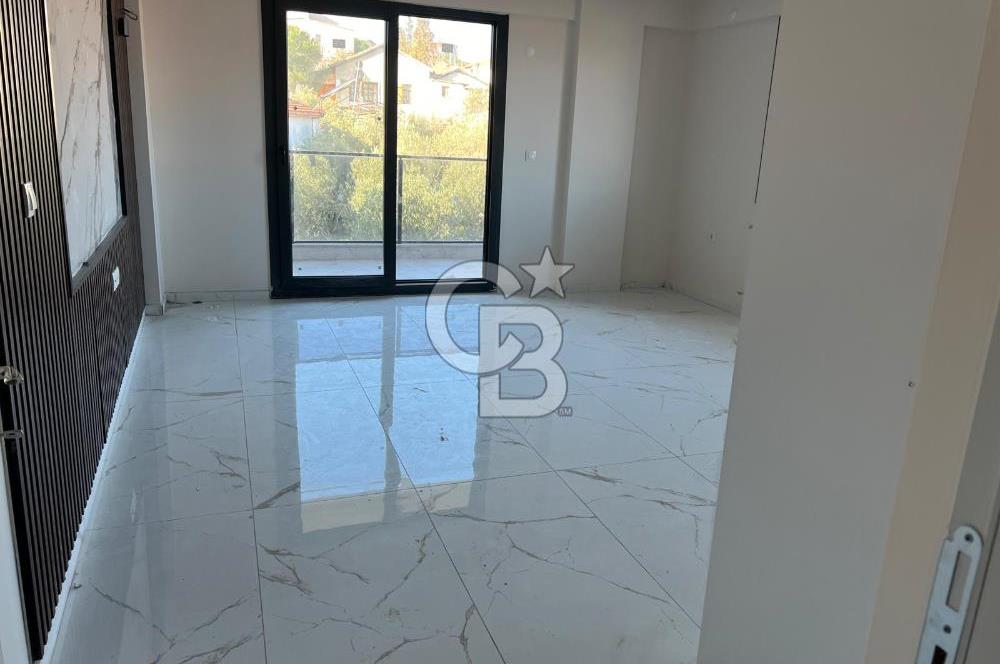 Foça Yenibağarasında Kiralık 2+1 Daire