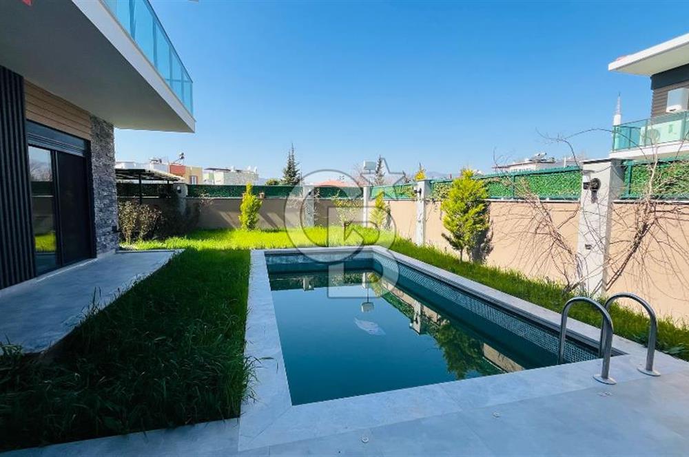 DÖŞEMEALTI 3+1 SIFIR AYARINDA MÜSTAKİL HAVUZLU ÖZEL VİLLA