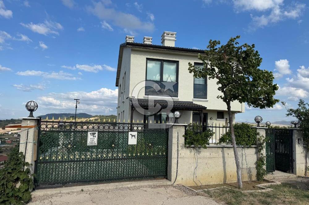 YALOVA ÇİFLİK MAHALLESİ KİRALIK 6+1 MÜSTAKİL TRIPLEKS EV