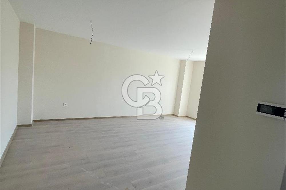 DARAPARK TUZLA'da Kiralık 3+1 Yol Cepheli Ferah ve Aydınlık
