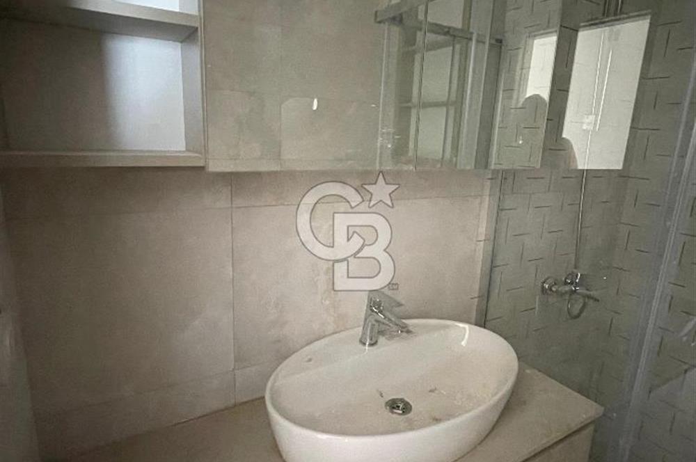 DARAPARK TUZLA'da Kiralık 3+1 Yol Cepheli Ferah ve Aydınlık