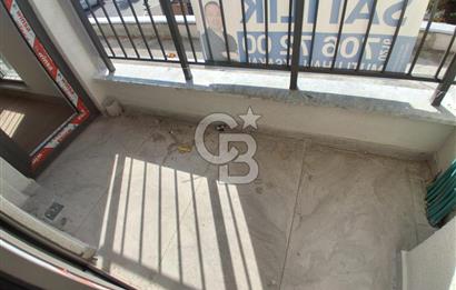 Pendik Kaynarca mah satılık teraslı 80 m2 net fırsat 2+1 daire