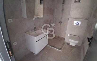 Pendik Kaynarca mah satılık teraslı 80 m2 net fırsat 2+1 daire