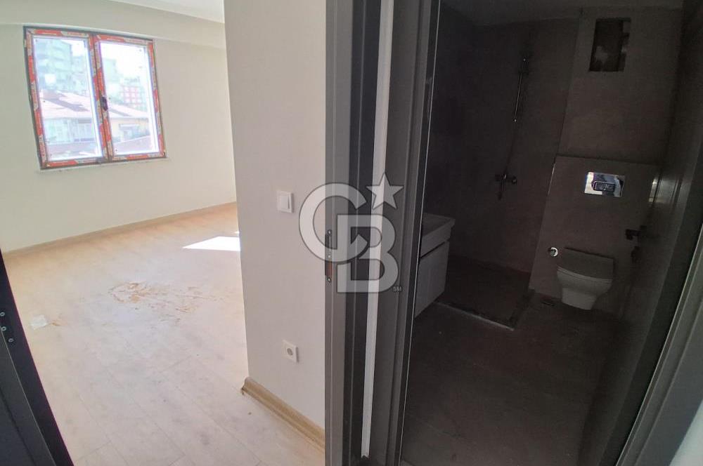 Pendik Kaynarca mah satılık teraslı 80 m2 net fırsat 2+1 daire