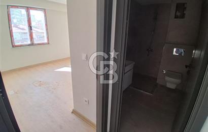 Pendik Kaynarca mah satılık teraslı 80 m2 net fırsat 2+1 daire