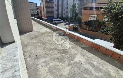 Pendik Kaynarca mah satılık teraslı 80 m2 net fırsat 2+1 daire