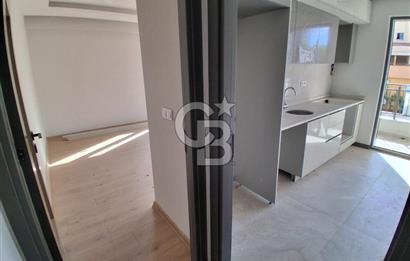 Pendik Kaynarca mah satılık teraslı 80 m2 net fırsat 2+1 daire