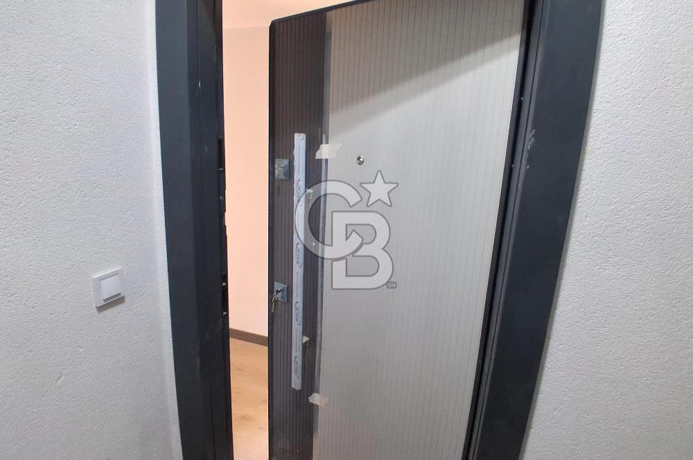 Pendik Kaynarca mah satılık teraslı 80 m2 net fırsat 2+1 daire