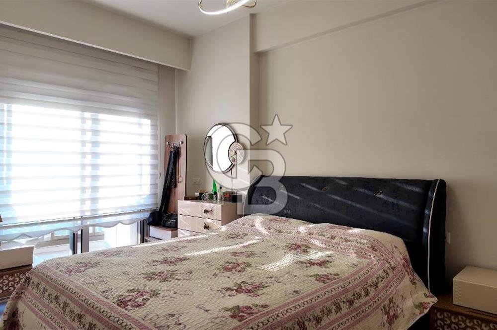 Narova 5. Etap'ta Satılık 2+1 Ebeveyn Banyolu Havuzlu Daire