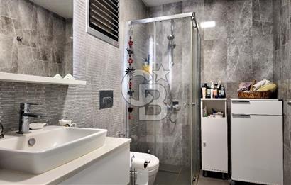 Narova 5. Etap'ta Satılık 2+1 Ebeveyn Banyolu Havuzlu Daire