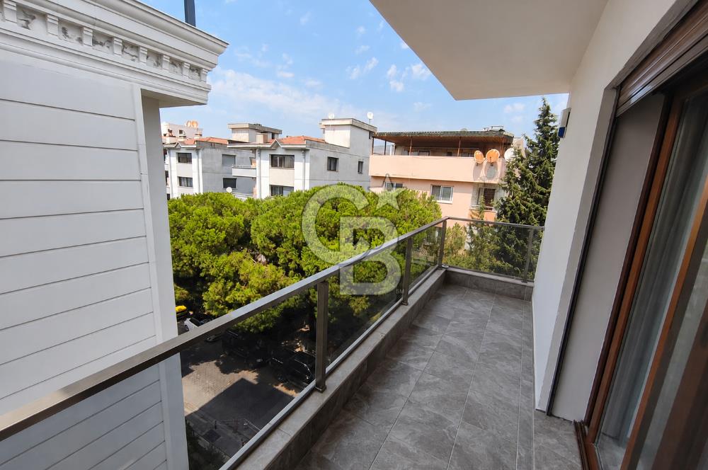 Karşıyaka Bostanlı'nın Kalbinde 2+1 Geniş ve Ferah Kiralık Daire