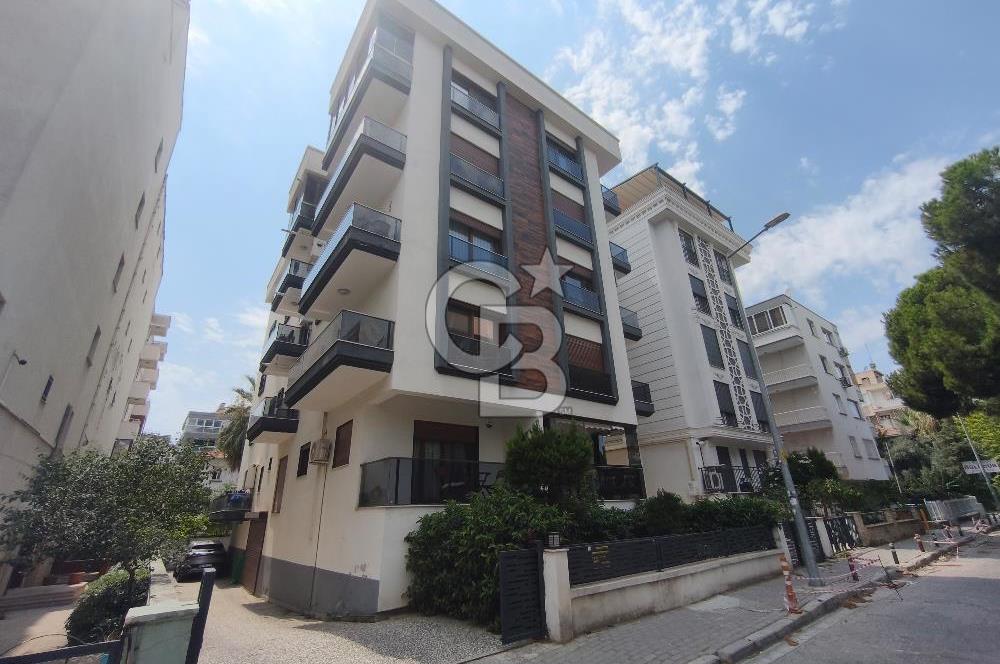Karşıyaka Bostanlı'nın Kalbinde 2+1 Geniş ve Ferah Kiralık Daire