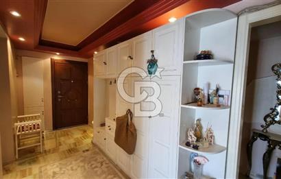 Girne Caddesi Erdil Sitesi'nde Satılık 170m² 3+1 Daire