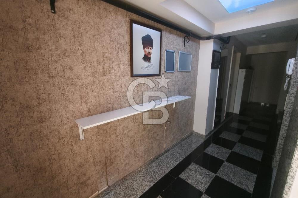 Karşıyaka Bostanlı'nın Kalbinde 2+1 Geniş ve Ferah Kiralık Daire