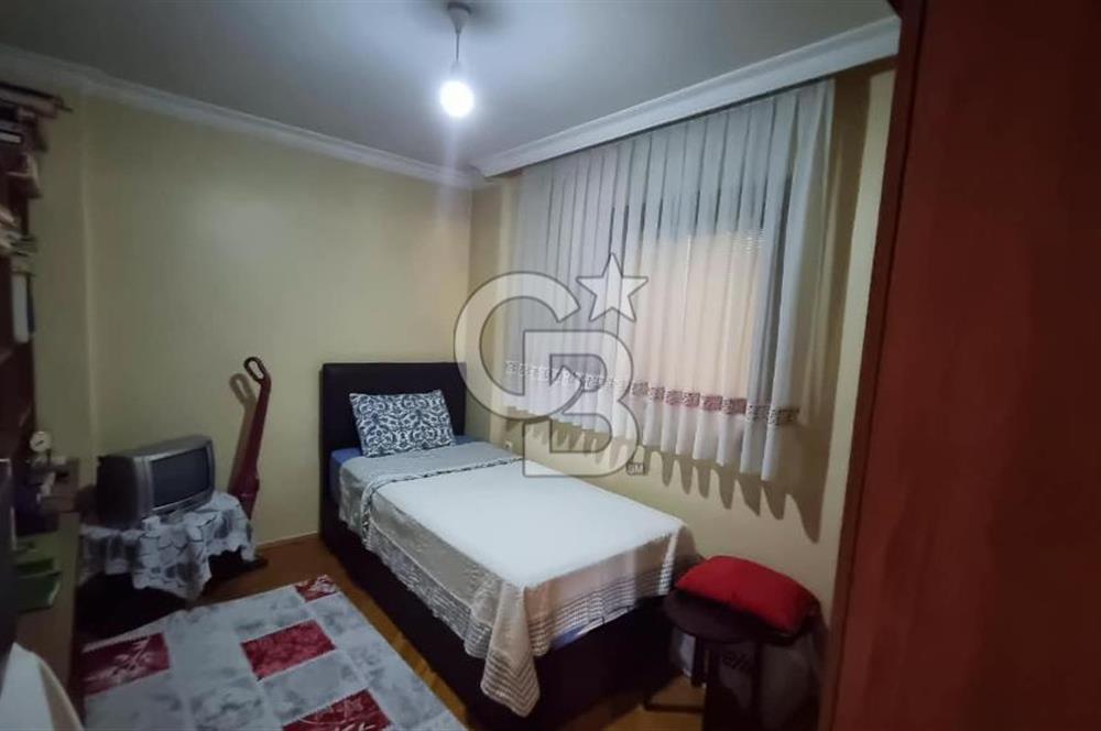 Girne Caddesi Erdil Sitesi'nde Satılık 170m² 3+1 Daire