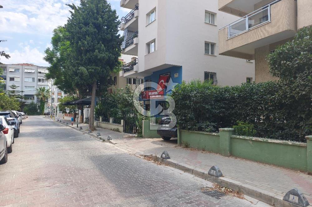 Karşıyaka Bostanlı'nın Kalbinde 2+1 Geniş ve Ferah Kiralık Daire