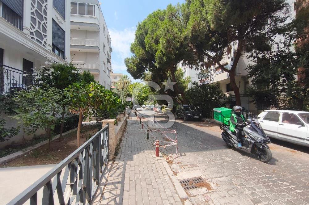 Karşıyaka Bostanlı'nın Kalbinde 2+1 Geniş ve Ferah Kiralık Daire
