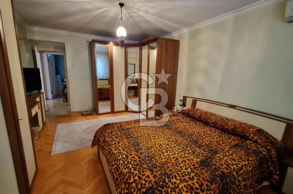 Girne Caddesi Erdil Sitesi'nde Satılık 170m² 3+1 Daire