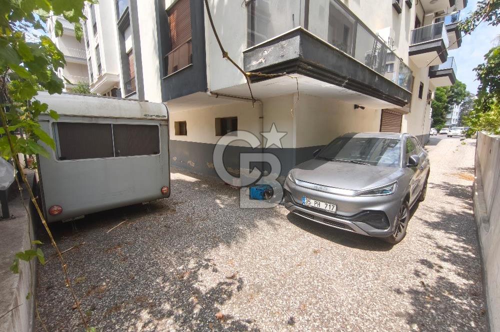 Karşıyaka Bostanlı'nın Kalbinde 2+1 Geniş ve Ferah Kiralık Daire