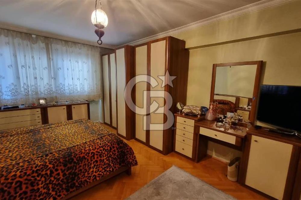 Girne Caddesi Erdil Sitesi'nde Satılık 170m² 3+1 Daire