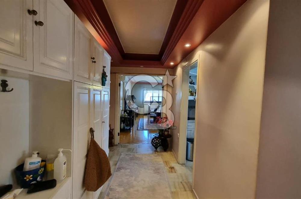 Girne Caddesi Erdil Sitesi'nde Satılık 170m² 3+1 Daire