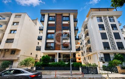 Karşıyaka Bostanlı'nın Kalbinde 2+1 Geniş ve Ferah Kiralık Daire