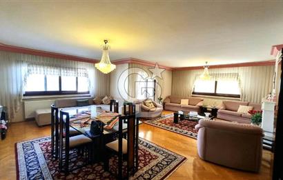 Girne Caddesi Erdil Sitesi'nde Satılık 170m² 3+1 Daire