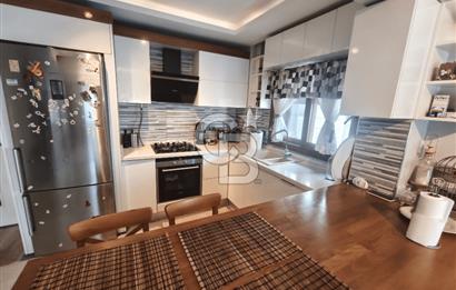 Karşıyaka Bostanlı'nın Kalbinde 2+1 Geniş ve Ferah Kiralık Daire