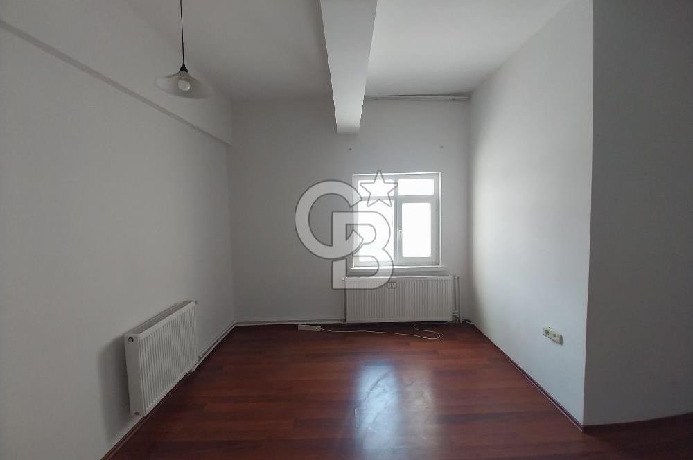 İNCEK AHLATLIBEL MAHALLESİNDE KİRALIK 1+1 DAİRE