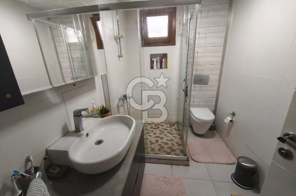 Karşıyaka Bostanlı'nın Kalbinde 2+1 Geniş ve Ferah Kiralık Daire
