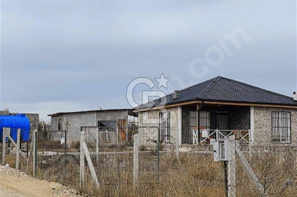 GÖLBAŞI HAYMANA YOLU ÜZERİNDE SATILIK HOBİ BAHÇESİ 400 m2