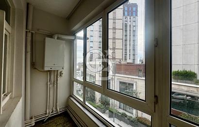 NİSANTAŞI, HÜSREV GEREDE CADDESİ 5+1 SATILIK DAİRE