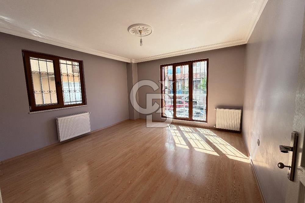 Ümraniye İstiklal Mahallesinde 2 + 1 Kiralık Daire