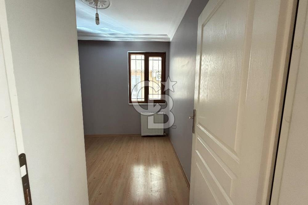 Ümraniye İstiklal Mahallesinde 2 + 1 Kiralık Daire