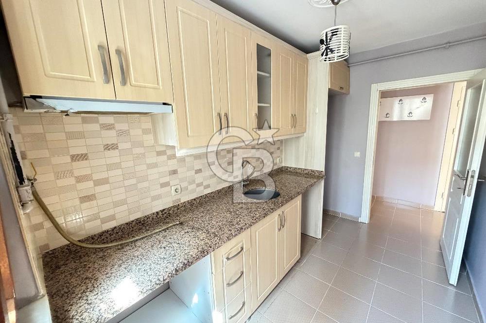 Ümraniye İstiklal Mahallesinde 2 + 1 Kiralık Daire