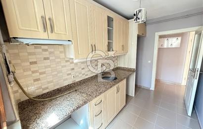 Ümraniye İstiklal Mahallesinde 2 + 1 Kiralık Daire