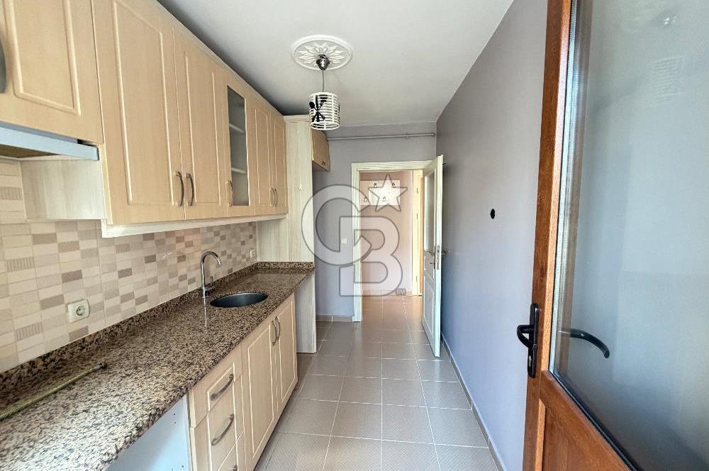 Ümraniye İstiklal Mahallesinde 2 + 1 Kiralık Daire