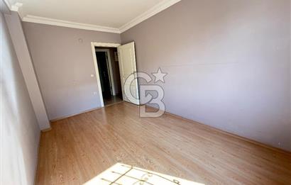 Ümraniye İstiklal Mahallesinde 2 + 1 Kiralık Daire