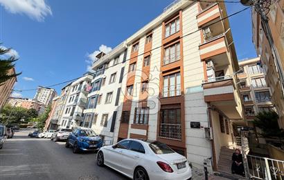 Ümraniye İstiklal Mahallesinde 2 + 1 Kiralık Daire