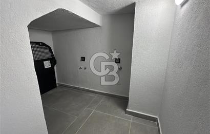 Deniz Manzaralı 500 m2 Sıfır Villa