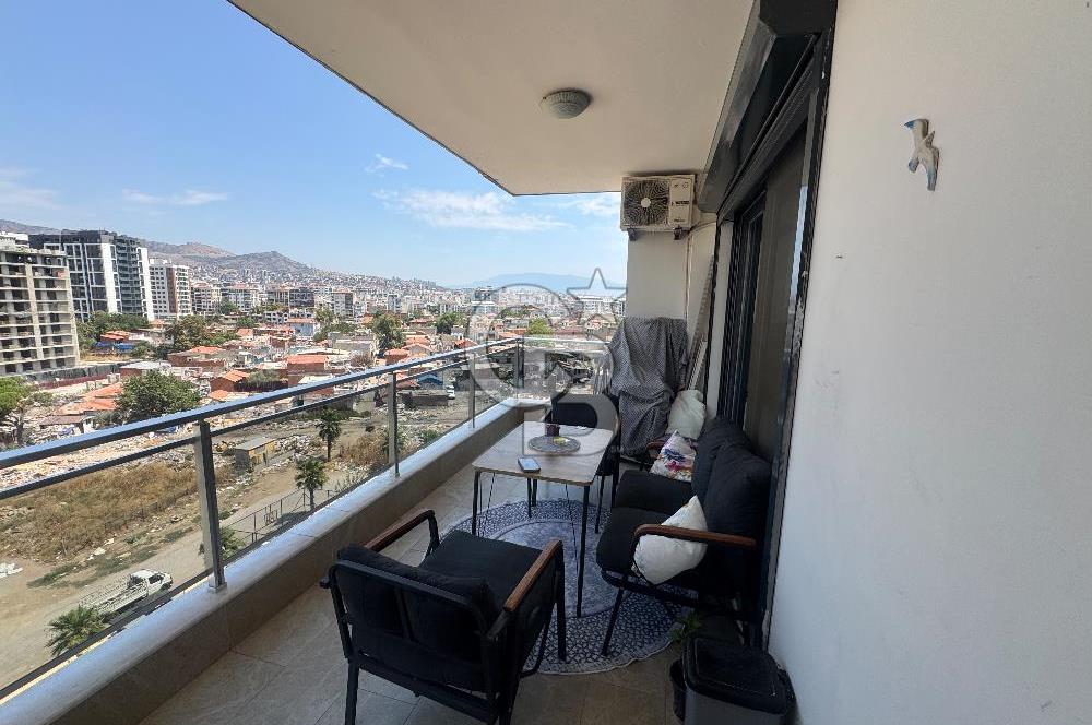Karşıyaka Örnekköy Ata Sitesi havuzlu güvenlikli 3 + 1 kiralık daire