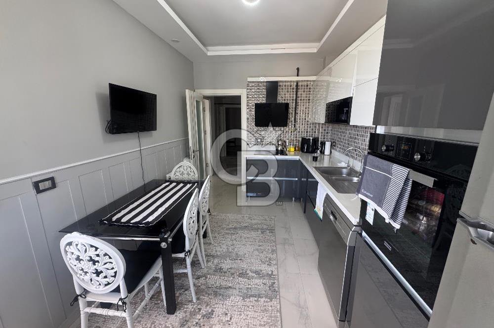 Karşıyaka Örnekköy Ata Sitesi havuzlu güvenlikli 3 + 1 kiralık daire