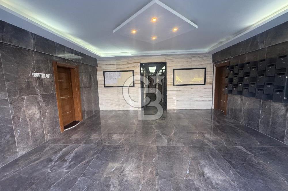 Karşıyaka Örnekköy Ata Sitesi havuzlu güvenlikli 3 + 1 kiralık daire